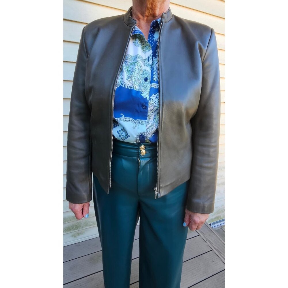 Ann Taylor Taupe / Dark Olive Leather Jacket L – Elegant, Essential.